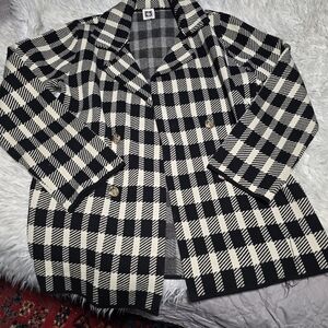 Stylish Black and White Checkered Women's Coat